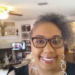 Meet your Posher, Paula